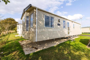 6 Berth Caravan For Hire At Seawick Holiday Park By The Beach Ref 27011Hv